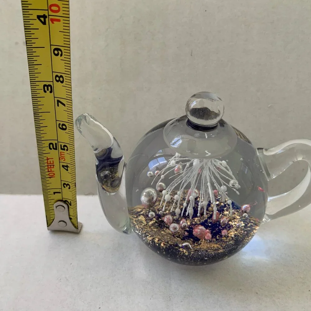 Teapod Paperweight Glass Dynasty Gallery Heirloom 4x3